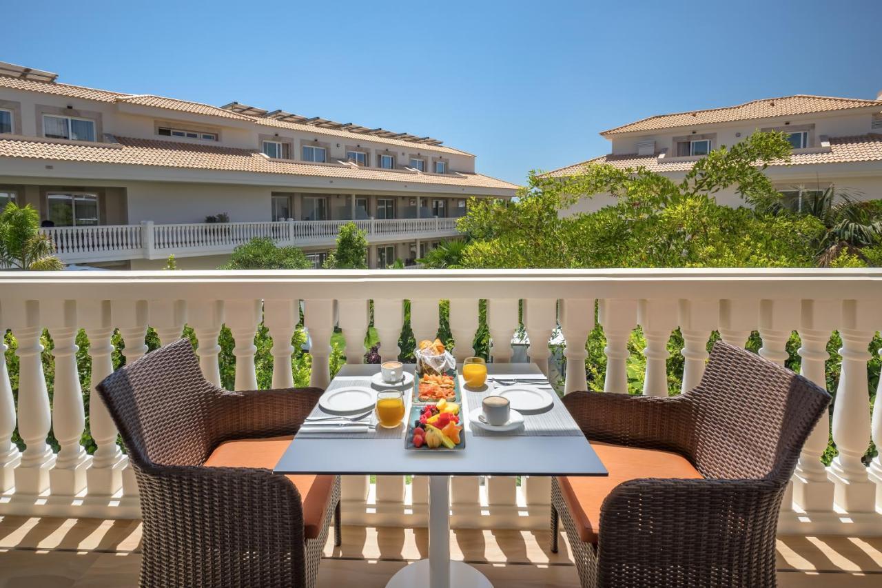 Barcelo La Nucia Hills Hotel Exterior photo A balcony at the hotel