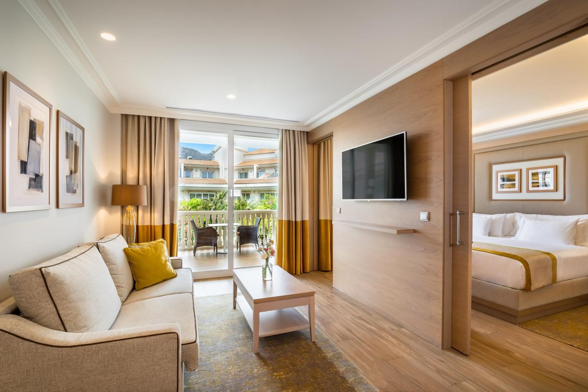 Barcelo La Nucia Hills Hotel Exterior photo Suite