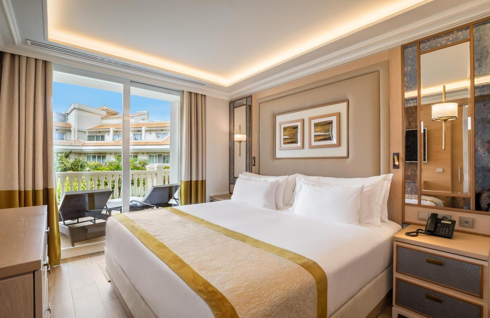 Barcelo La Nucia Hills Hotel Exterior photo Deluxe Room