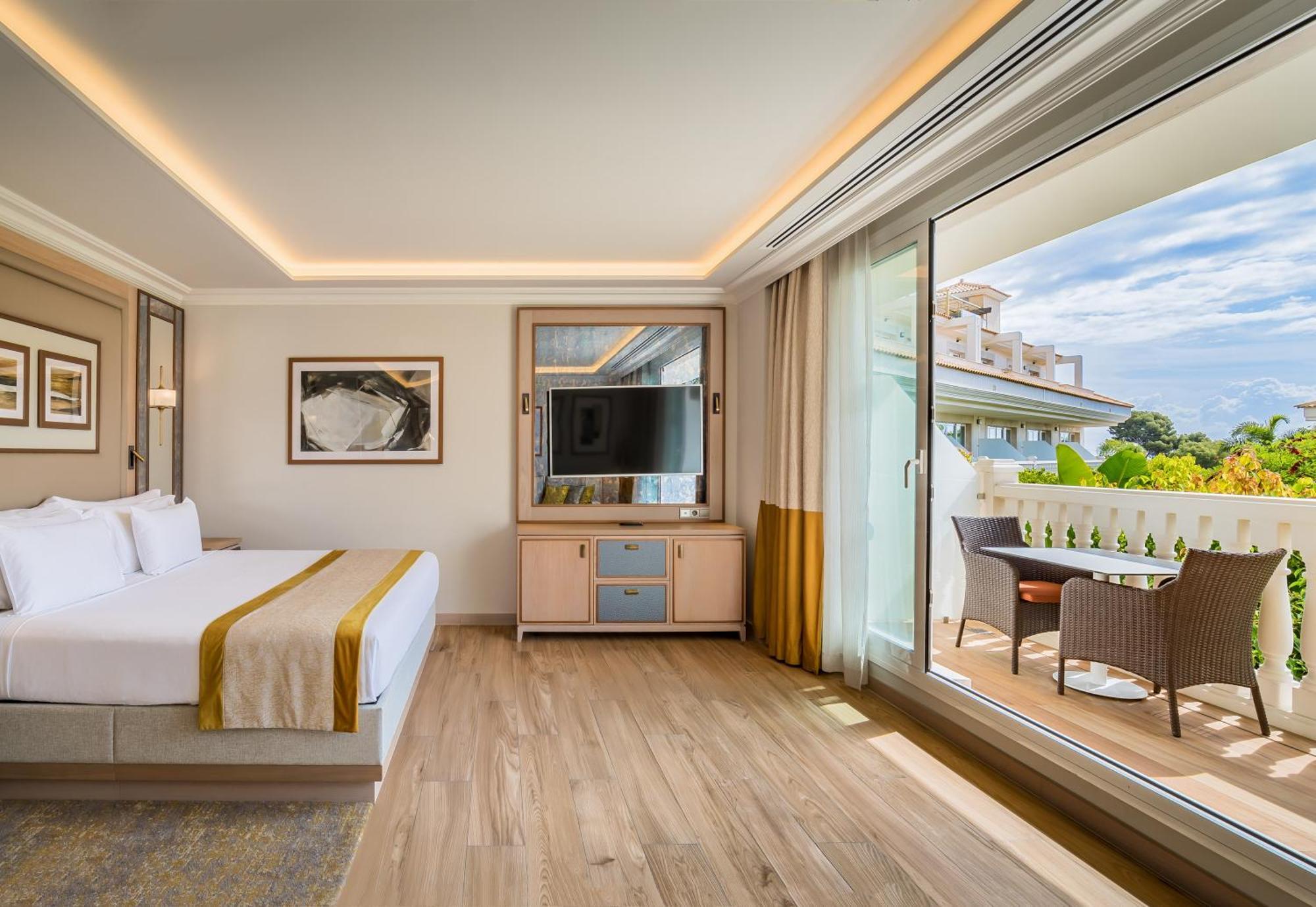 Barcelo La Nucia Hills Hotel Exterior photo Deluxe Room with Terrace